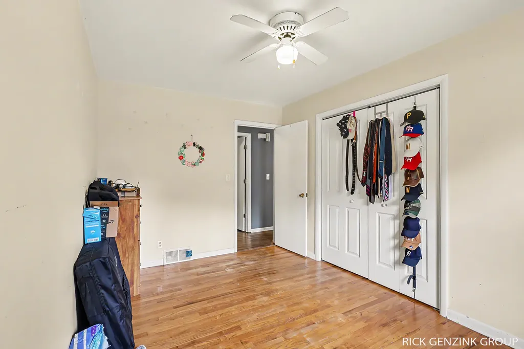3421 Senora Avenue SE Grand Rapids City MI 49508