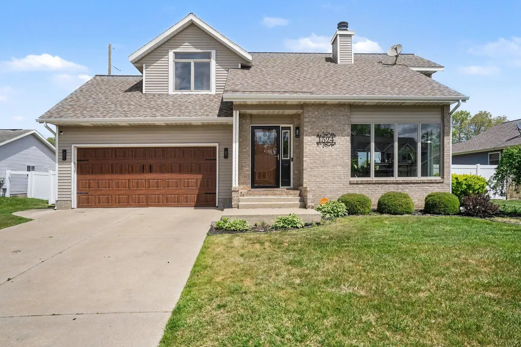 1524 Garrison Road Roosevelt Park City MI 49441