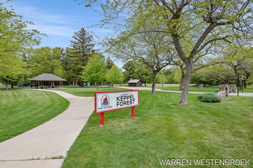 334 Tr Trail Park Township MI 49424