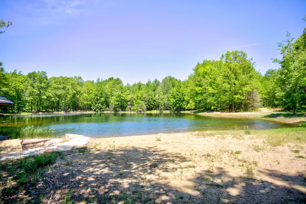 6479 144th Avenue Laketown Township MI 49423