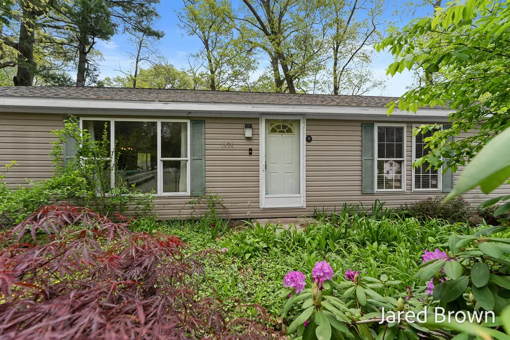 1436 Auble Road Laketon Township MI 49445