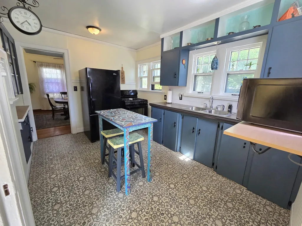 2224 Morton Avenue Muskegon City MI 49441