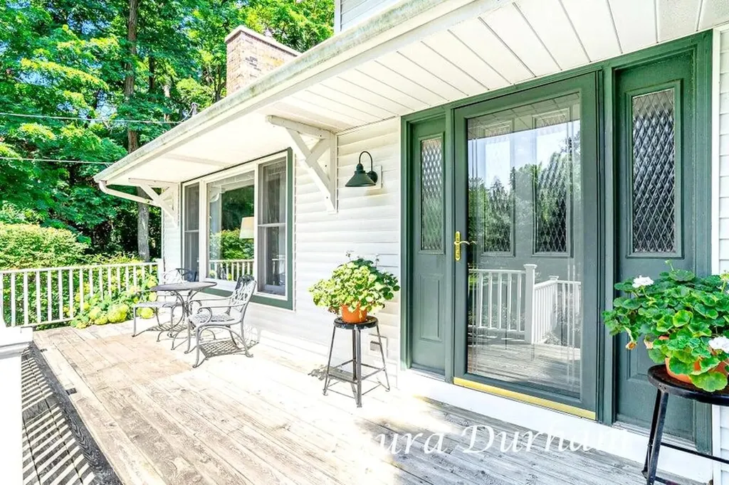 6533 Clearbrook Drive Saugatuck Township MI 49453