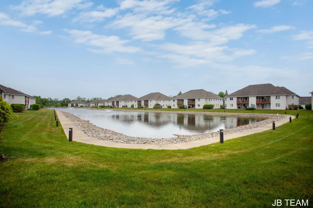 3042 W Crystal Waters Drive Holland Charter Township MI 49424