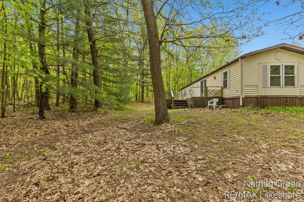 957 Maple Street Lee Township MI 49450