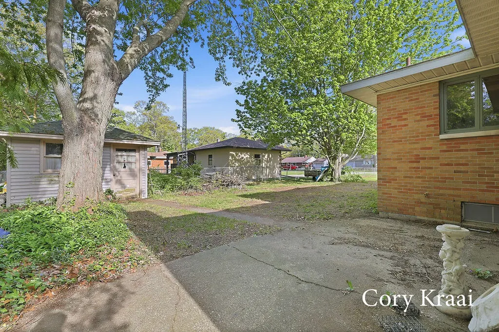 205 S Buys Road Laketon Township MI 49445
