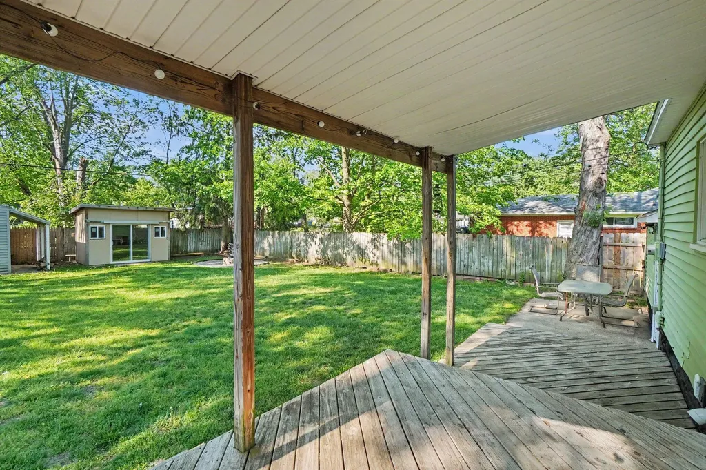 168 E 37th Street Holland City MI 49423