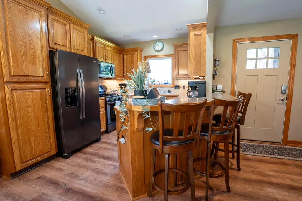 5936 S Rapids Road Logan Township MI 49402