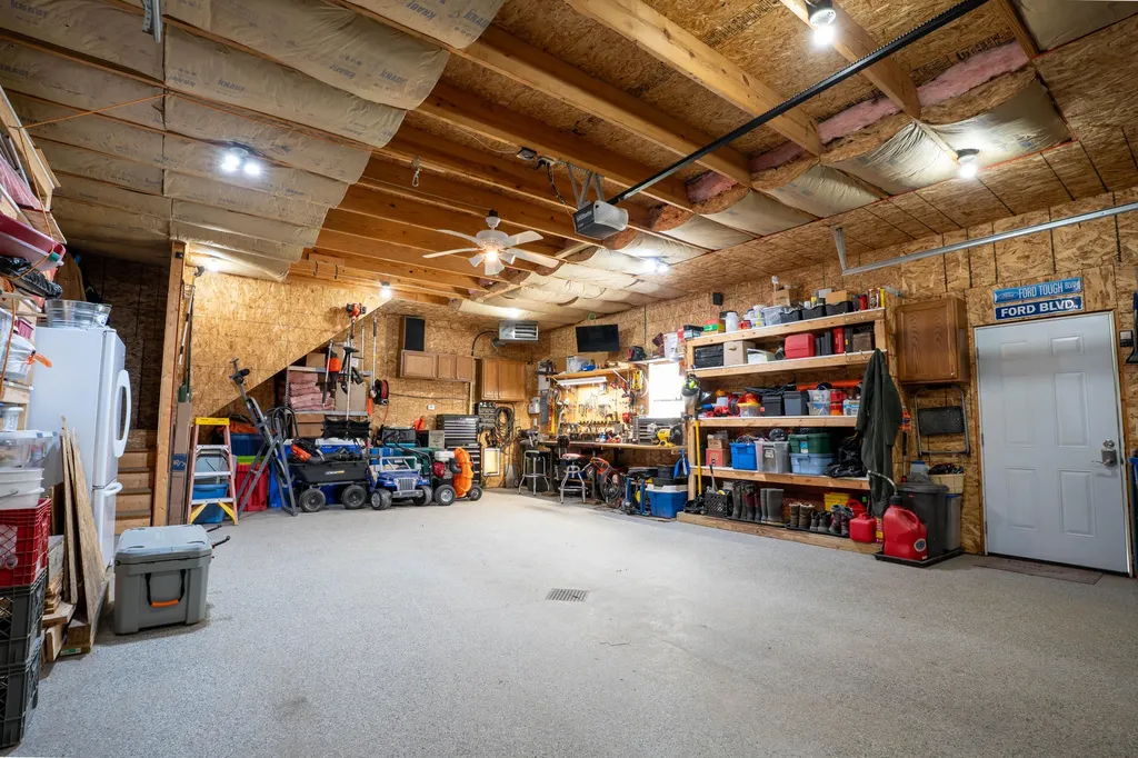 5936 S Rapids Road Logan Township MI 49402
