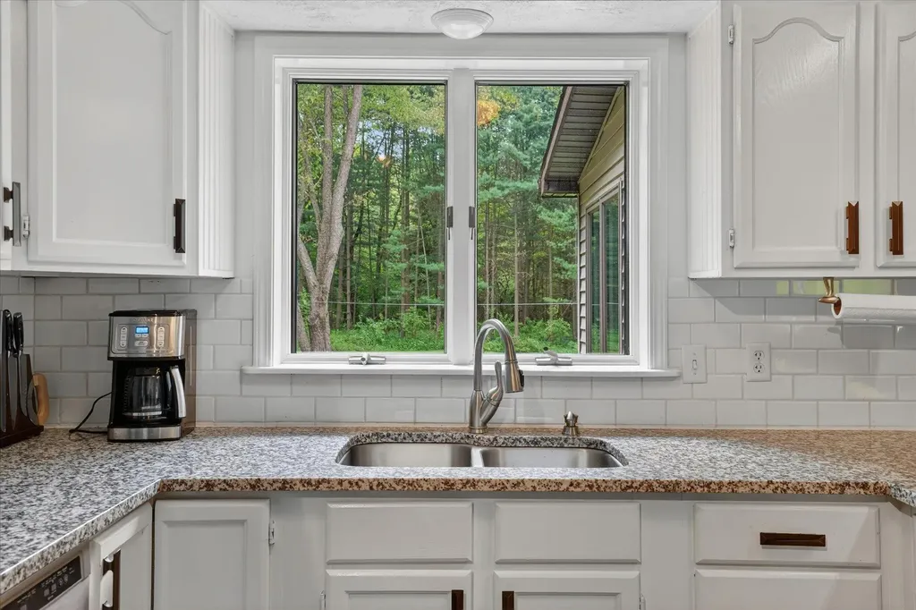 7300 W Victoria Drive Victor Township MI 48848