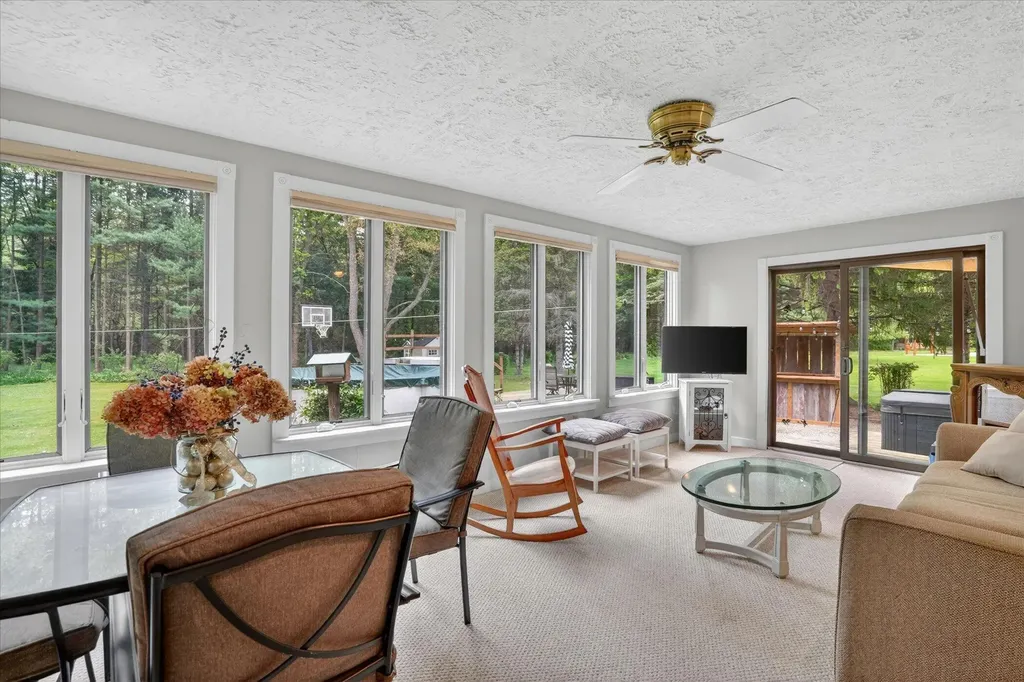 7300 W Victoria Drive Victor Township MI 48848