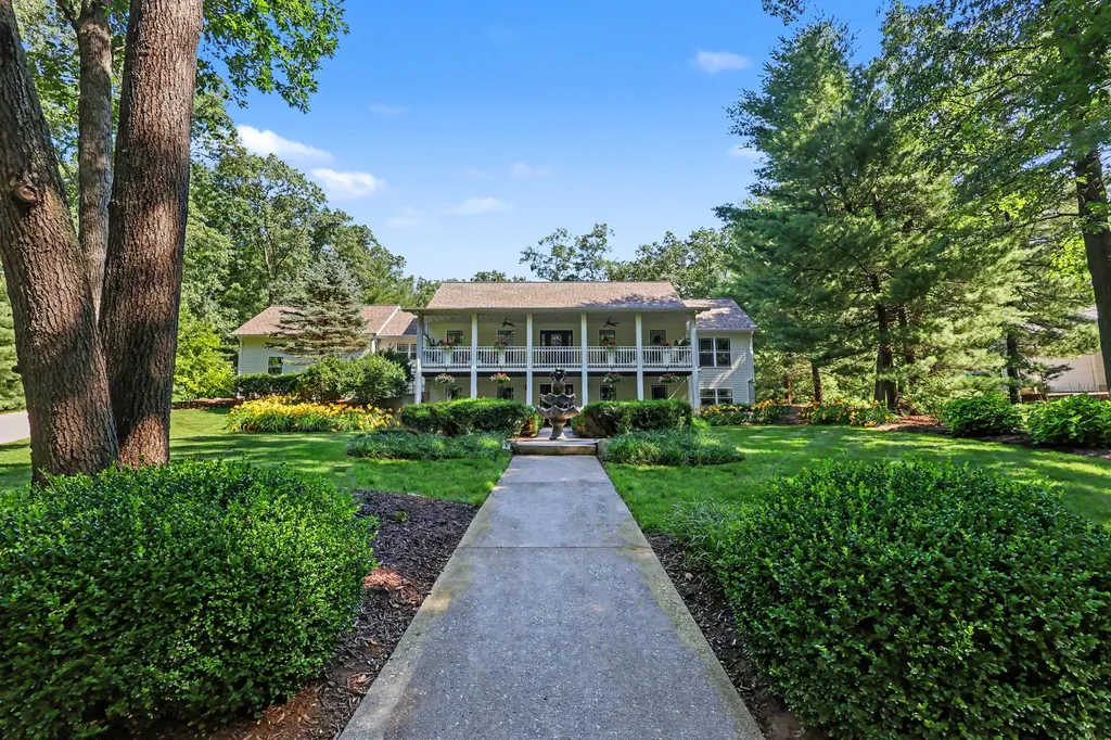 4137 Monroe Road Valley Township MI 49010