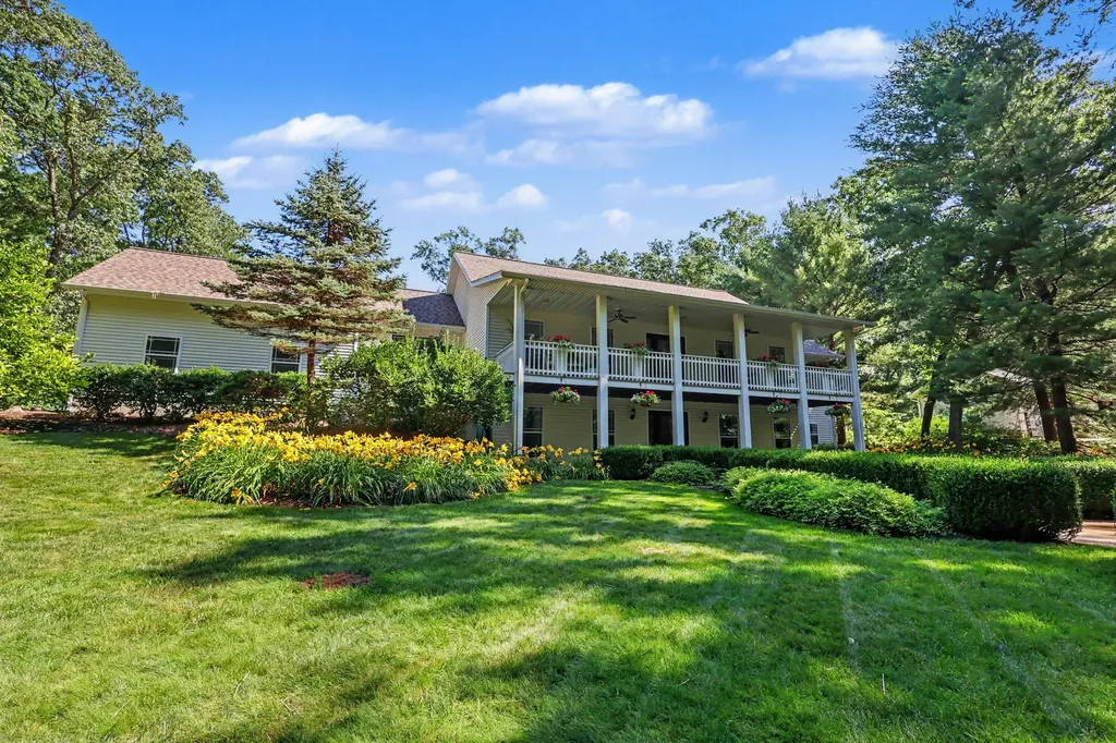 4137 Monroe Road Valley Township MI 49010