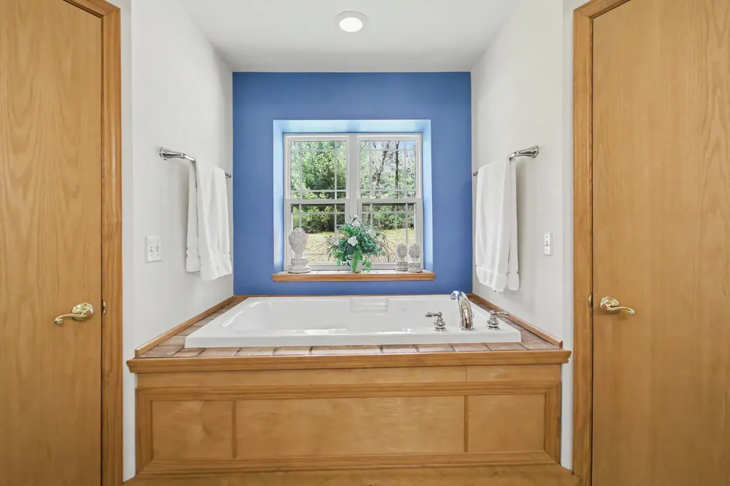 4137 Monroe Road Valley Township MI 49010