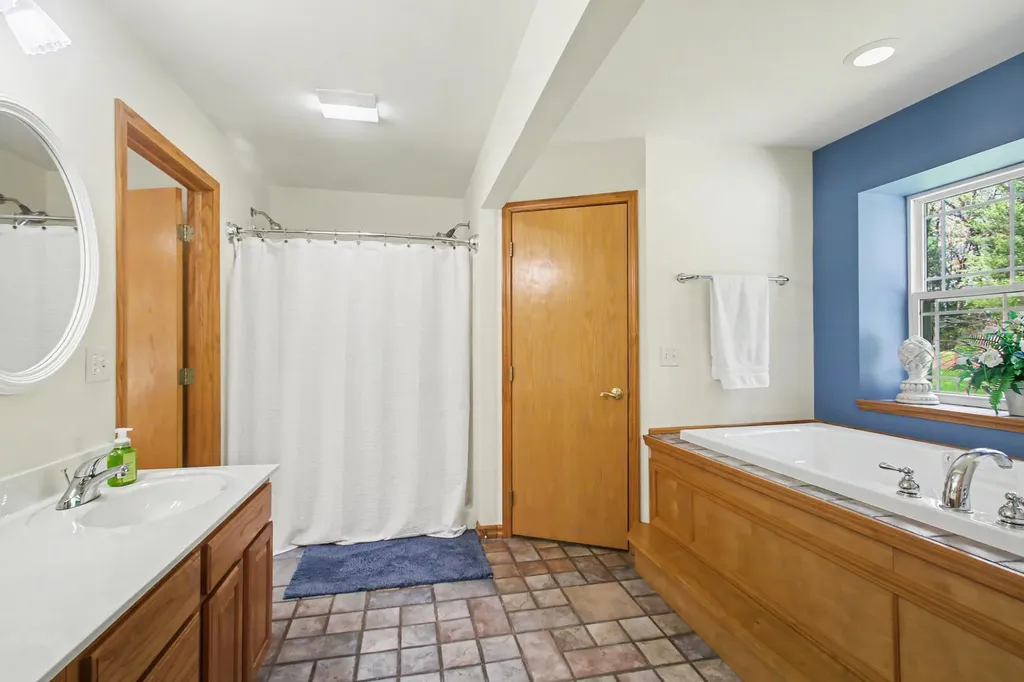 4137 Monroe Road Valley Township MI 49010