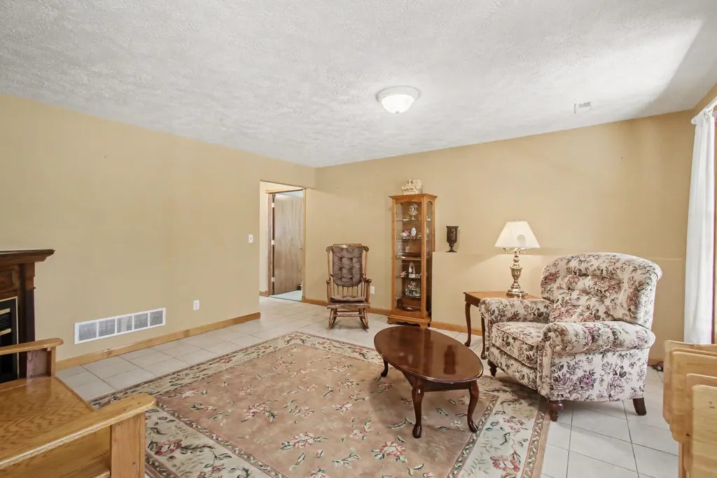 4137 Monroe Road Valley Township MI 49010