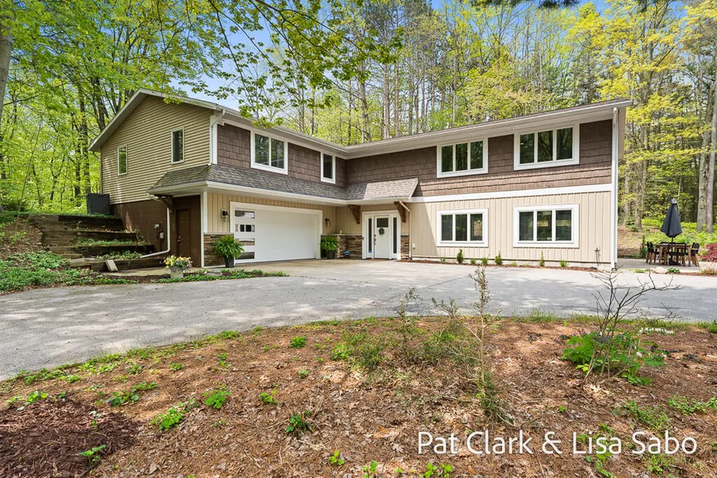 16580 Lake Michigan Drive Grand Haven Charter Township MI 49460