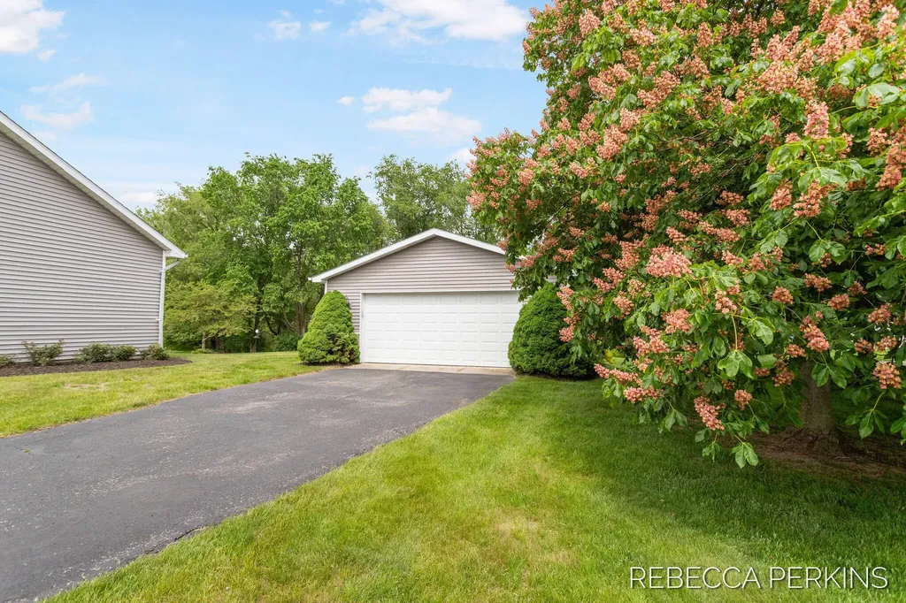 3569 Walnut Park Drive Manlius Township MI 49419