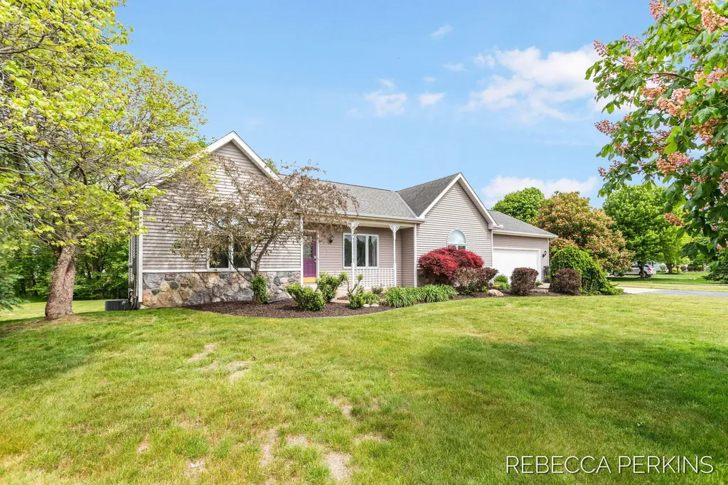 3569 Walnut Park Drive Manlius Township MI 49419