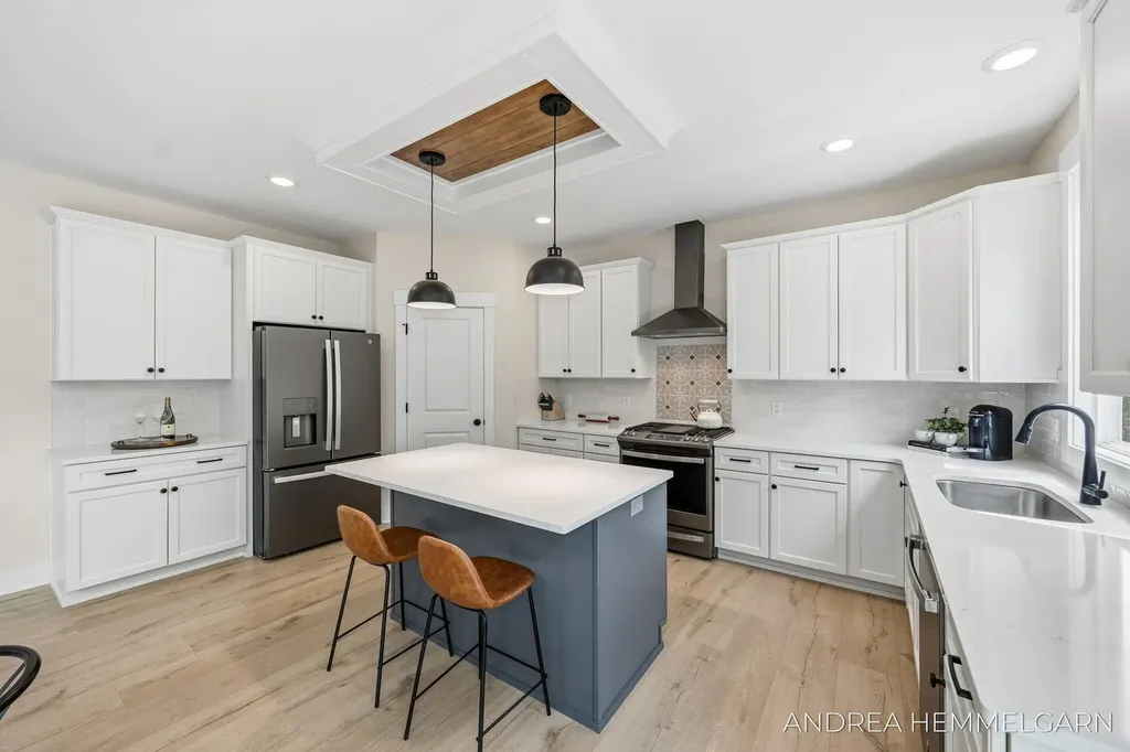 3090 Thornbury Drive Park Township MI 49424