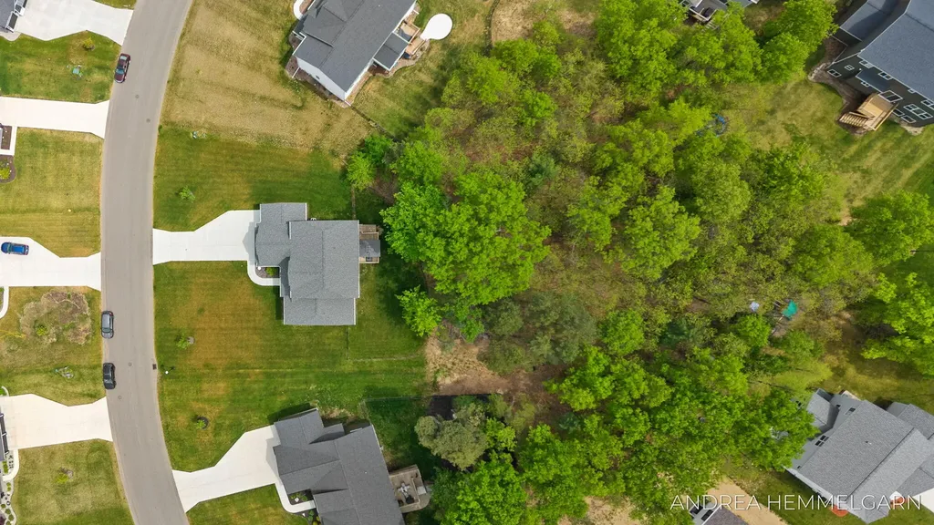 3090 Thornbury Drive Park Township MI 49424