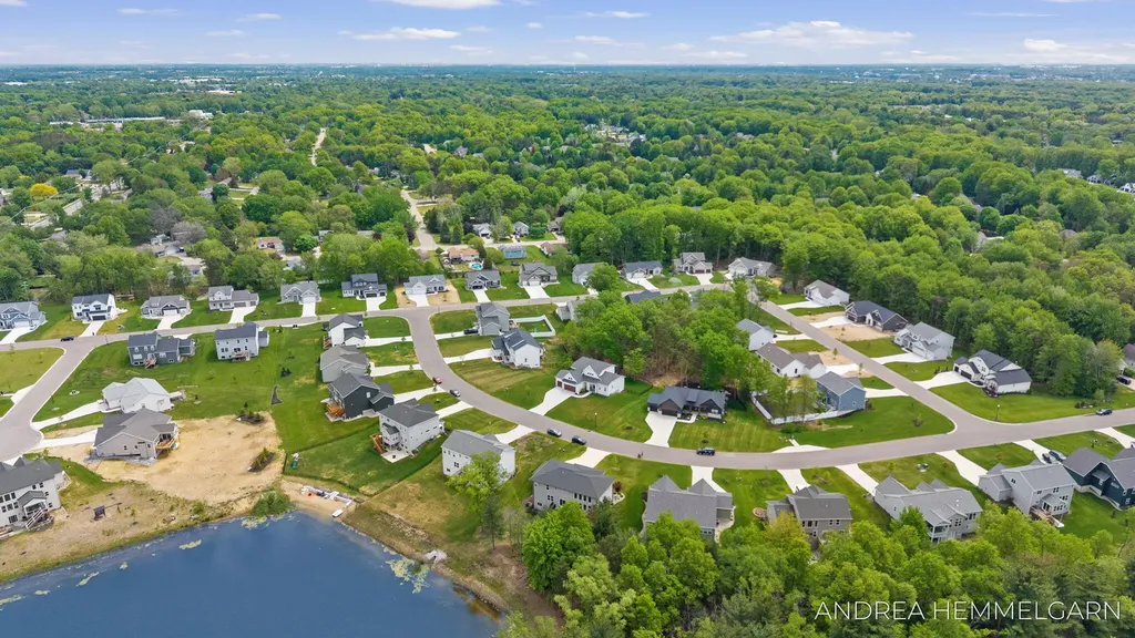 3090 Thornbury Drive Park Township MI 49424
