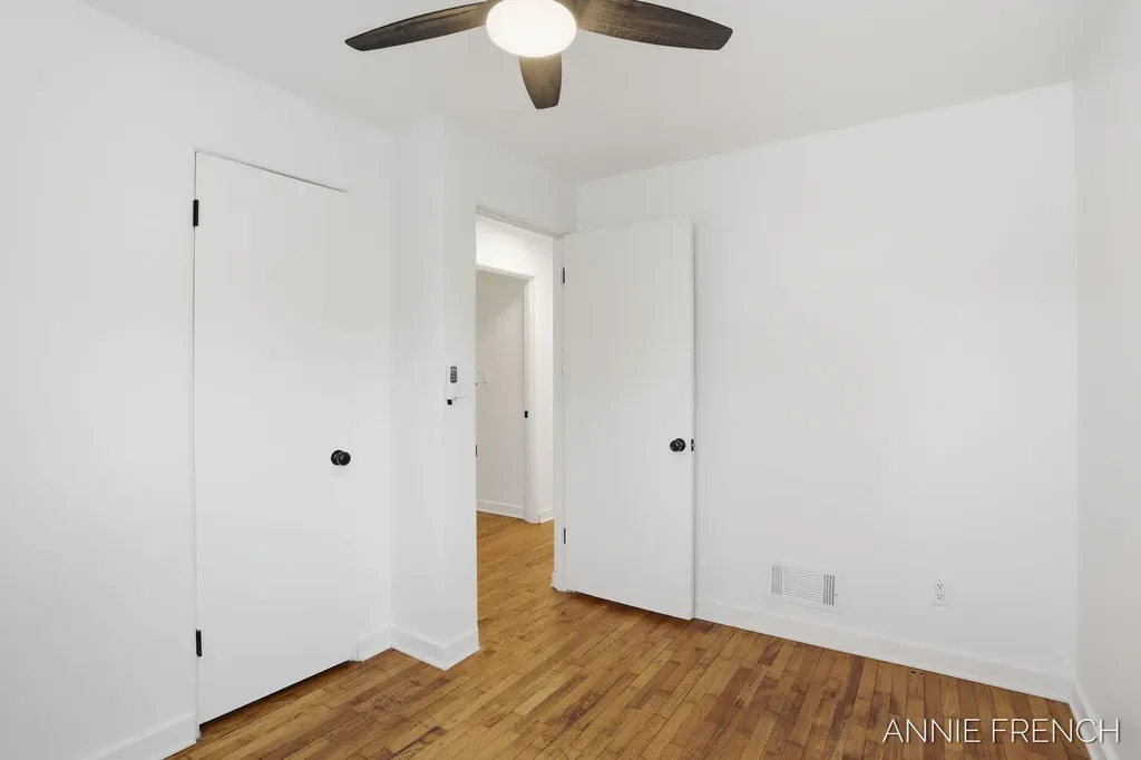 510 Van Raalte Avenue Holland City MI 49423