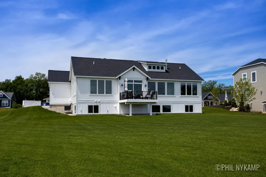 4616 Harkemas Creek Drive Park Township MI 49424