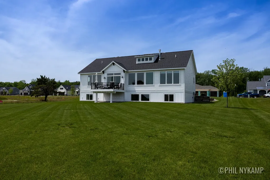 4616 Harkemas Creek Drive Park Township MI 49424