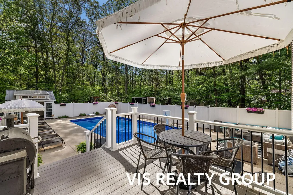 14260 Virginia Way Grand Haven Charter Township MI 49417