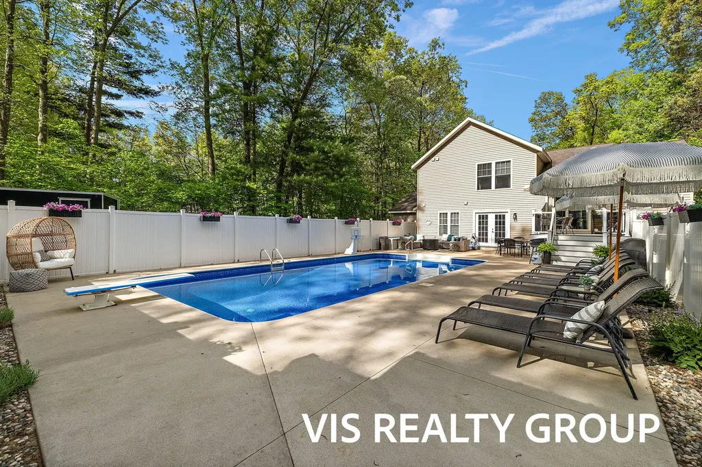 14260 Virginia Way Grand Haven Charter Township MI 49417