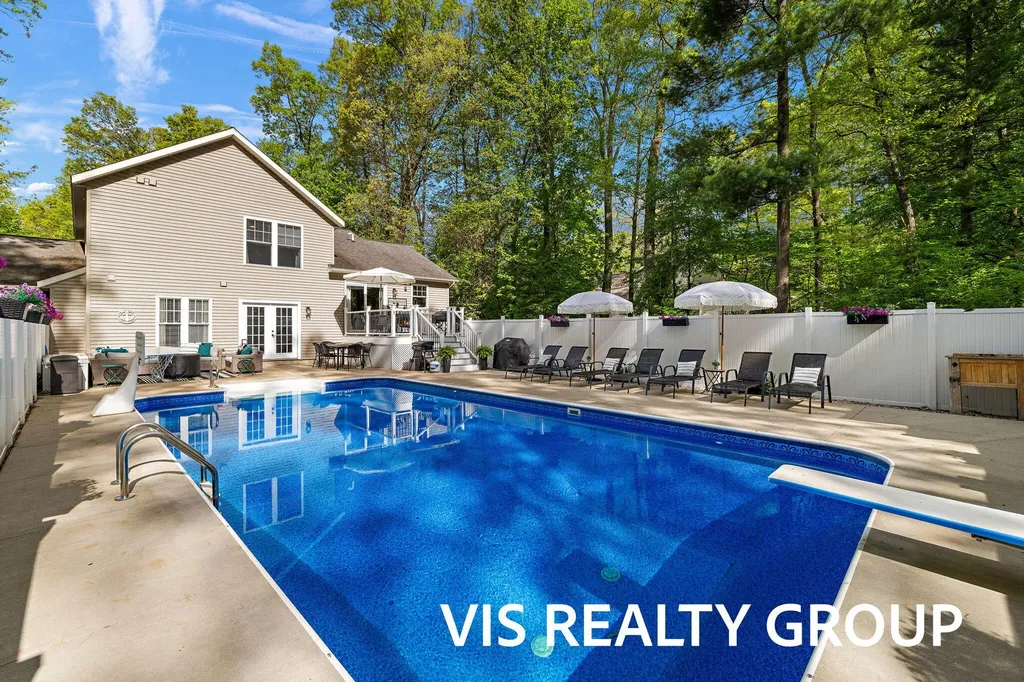 14260 Virginia Way Grand Haven Charter Township MI 49417