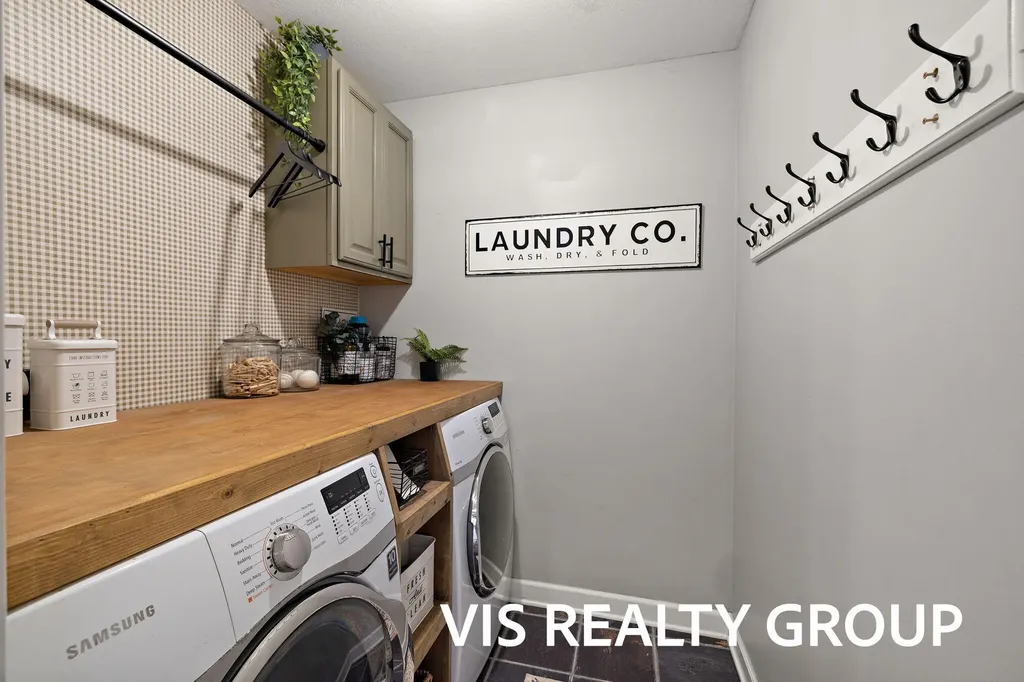 14260 Virginia Way Grand Haven Charter Township MI 49417