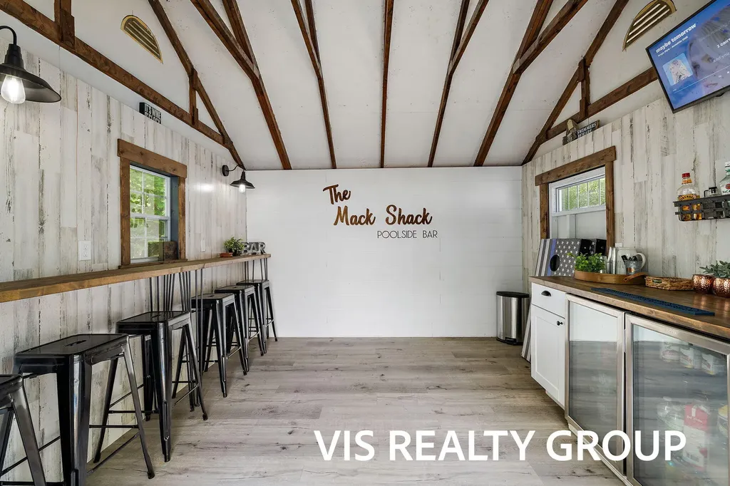 14260 Virginia Way Grand Haven Charter Township MI 49417