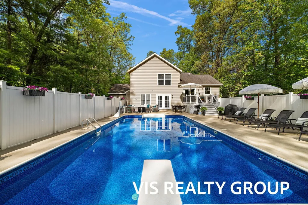 14260 Virginia Way Grand Haven Charter Township MI 49417