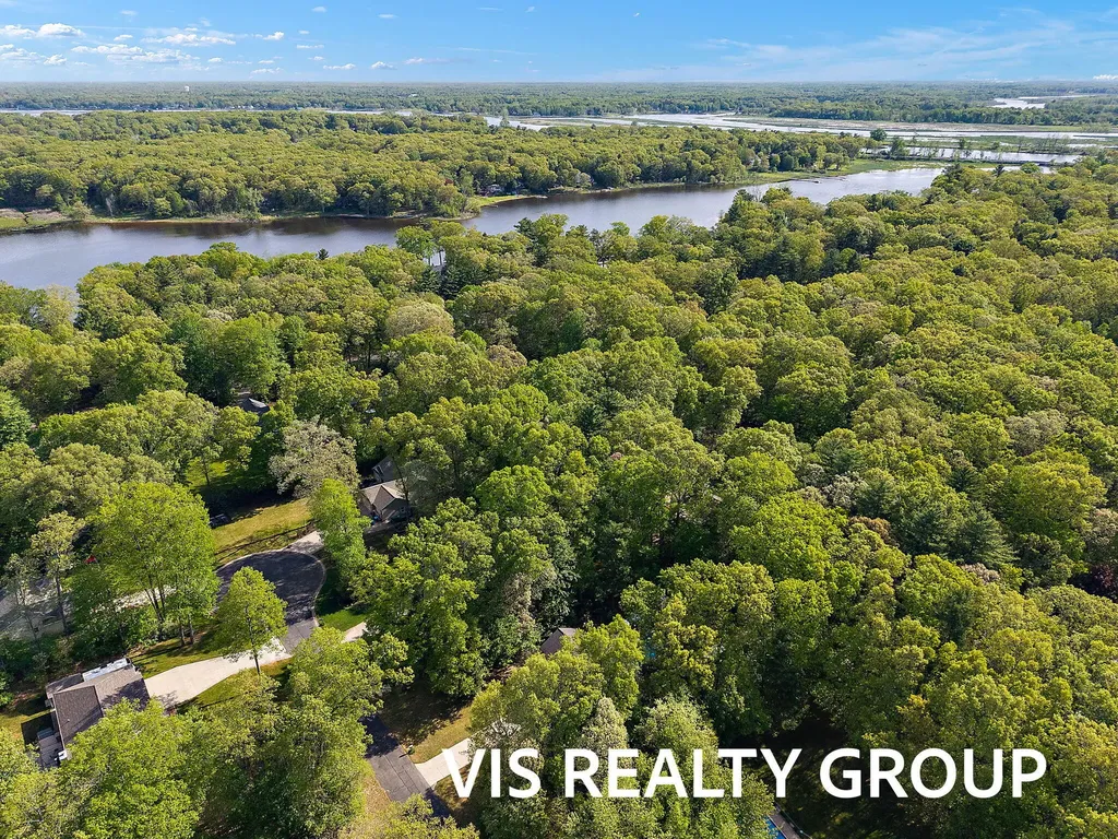 14260 Virginia Way Grand Haven Charter Township MI 49417