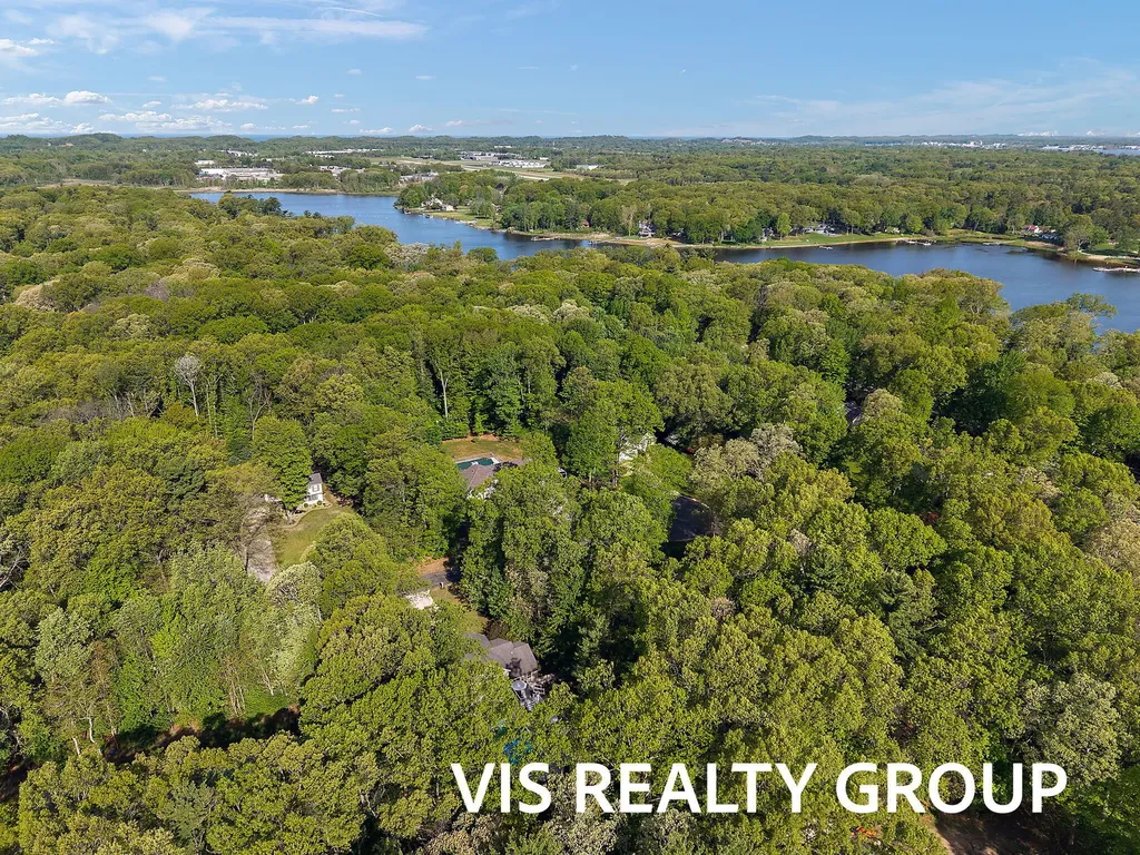 14260 Virginia Way Grand Haven Charter Township MI 49417
