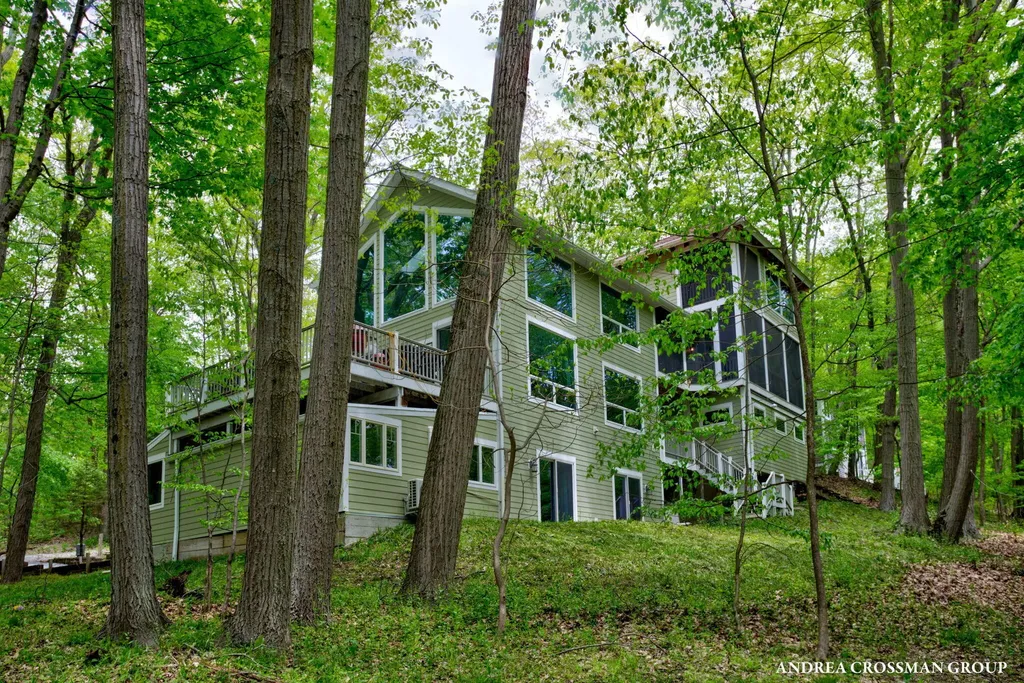17300 Trillium Ridge Port Sheldon Township MI 49460