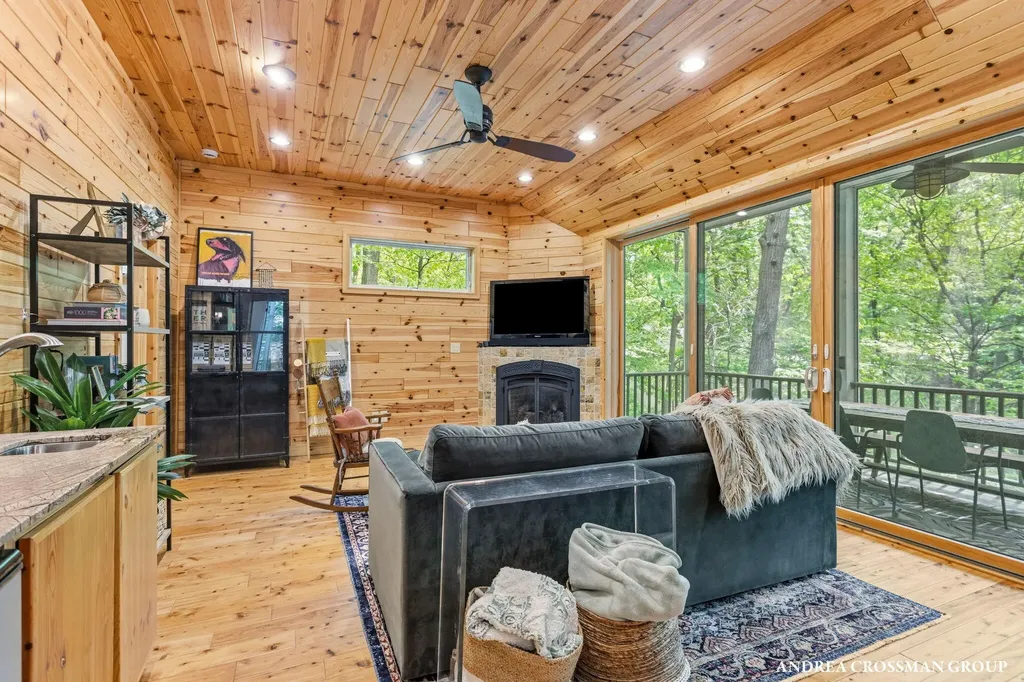 17300 Trillium Ridge Port Sheldon Township MI 49460