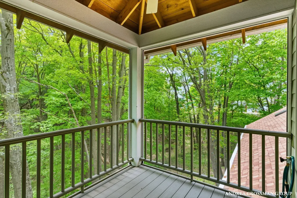17300 Trillium Ridge Port Sheldon Township MI 49460