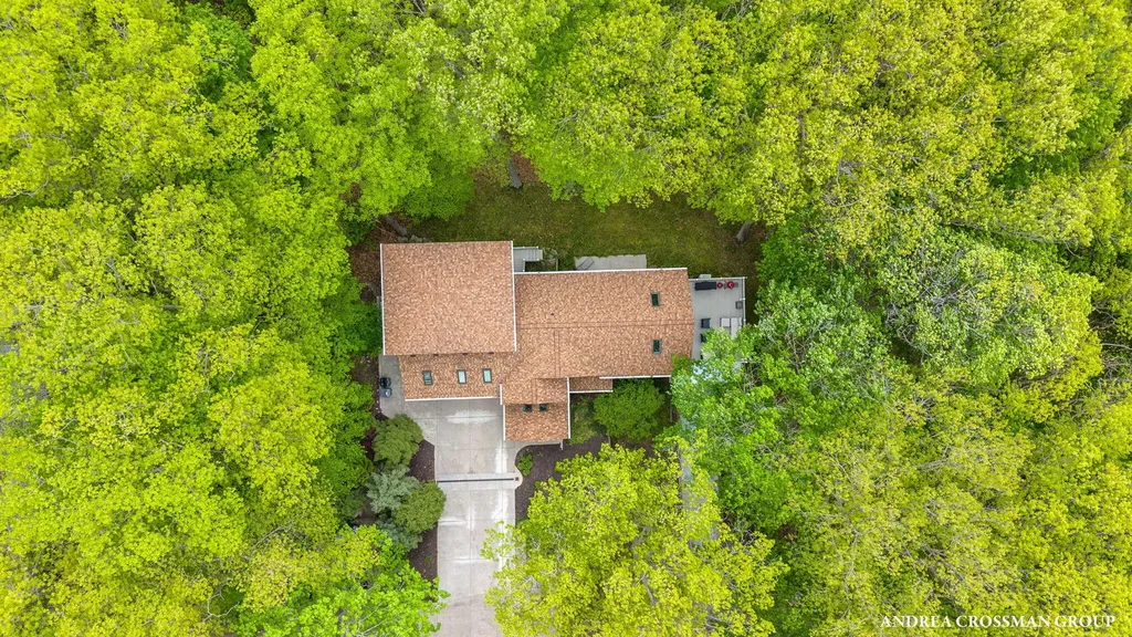 17300 Trillium Ridge Port Sheldon Township MI 49460