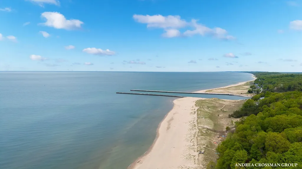 17300 Trillium Ridge Port Sheldon Township MI 49460