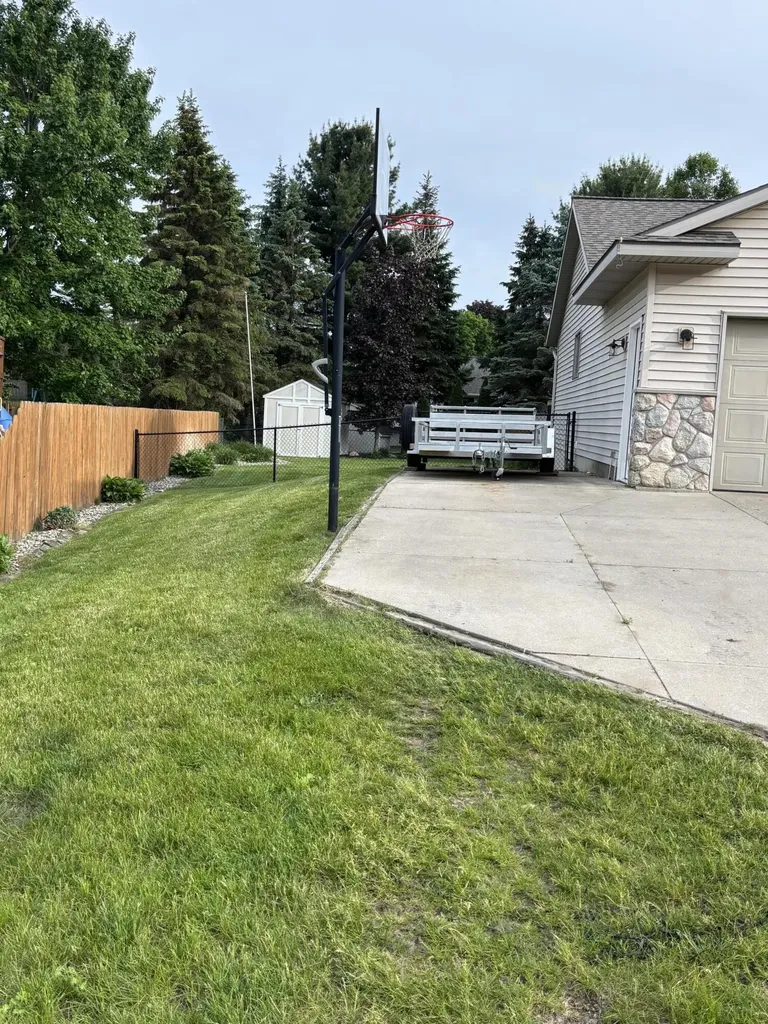 7532 Woodcliff Drive Georgetown Charter Township MI 49426