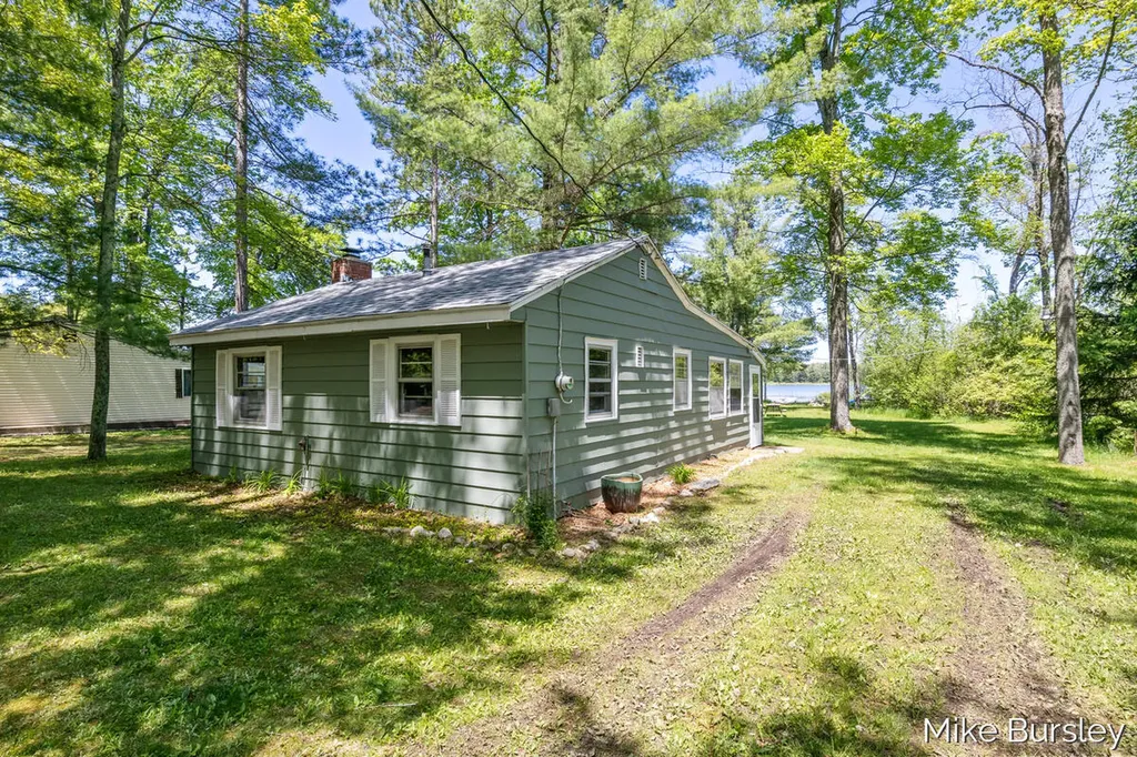 1261 W Channel Street Lilley Township MI 49309