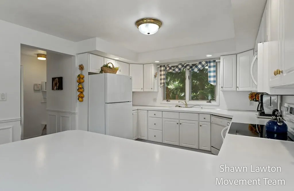 1833 Bonneville Drive Norton Shores City MI 49441