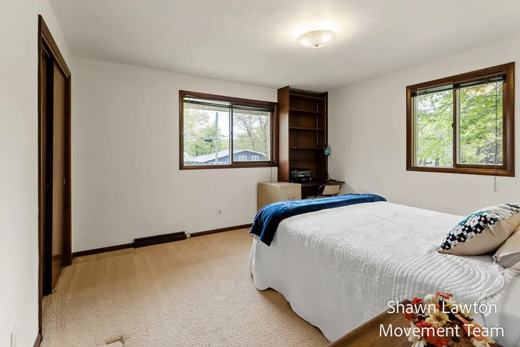 1833 Bonneville Drive Norton Shores City MI 49441