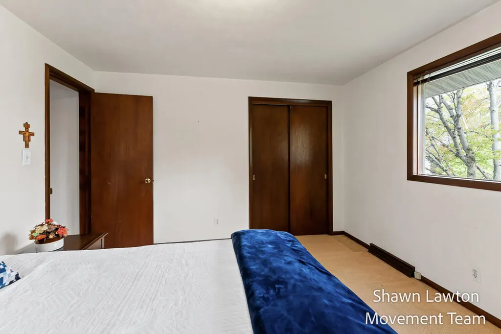 1833 Bonneville Drive Norton Shores City MI 49441