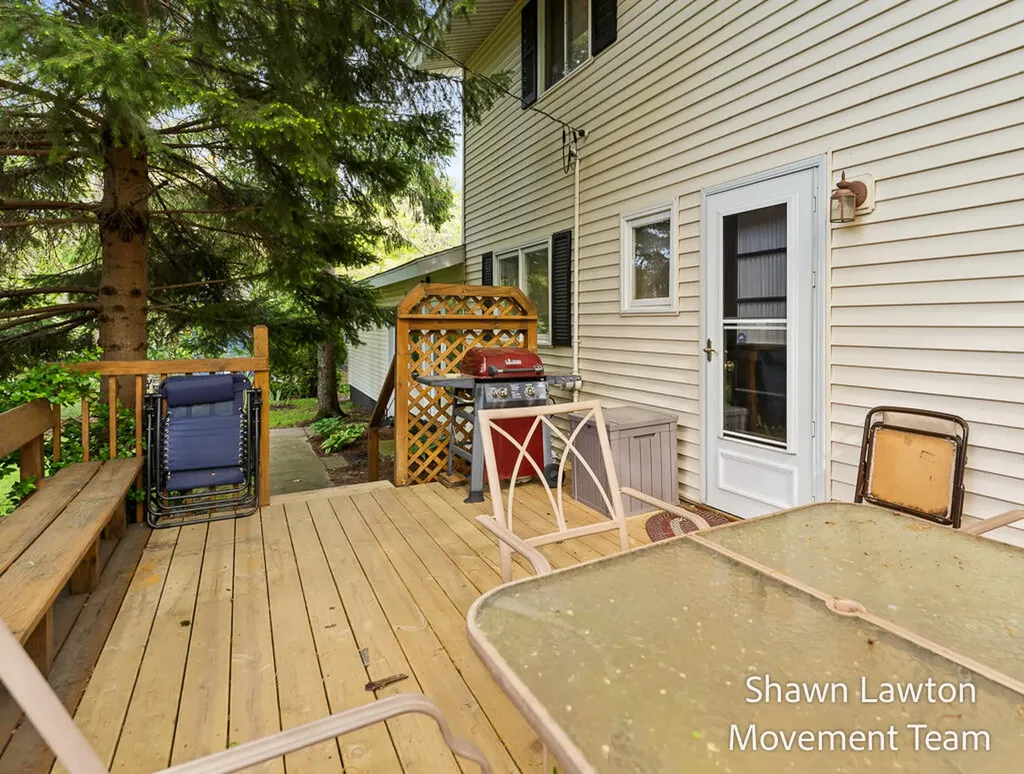 1833 Bonneville Drive Norton Shores City MI 49441