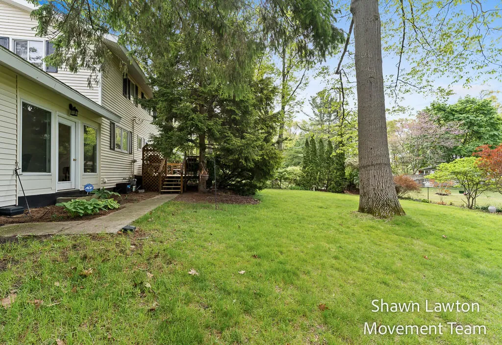 1833 Bonneville Drive Norton Shores City MI 49441