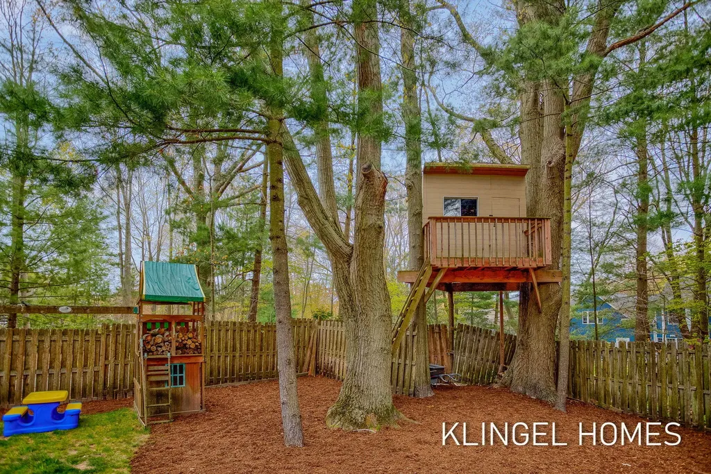 19046 Sioux Drive Spring Lake Township MI 49456